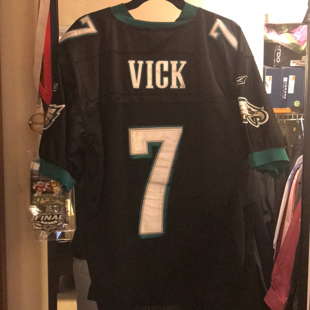 Men’s Philadelphia Eagles jersey